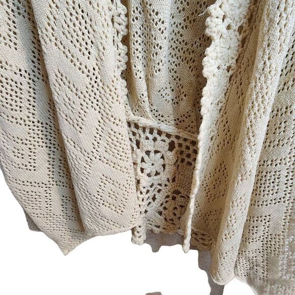 Rebecca Elliot NWOT Crochet Lace Cream Sleeveless Boho Cardigan Perfect Fall Lay - Picture 5 of 12